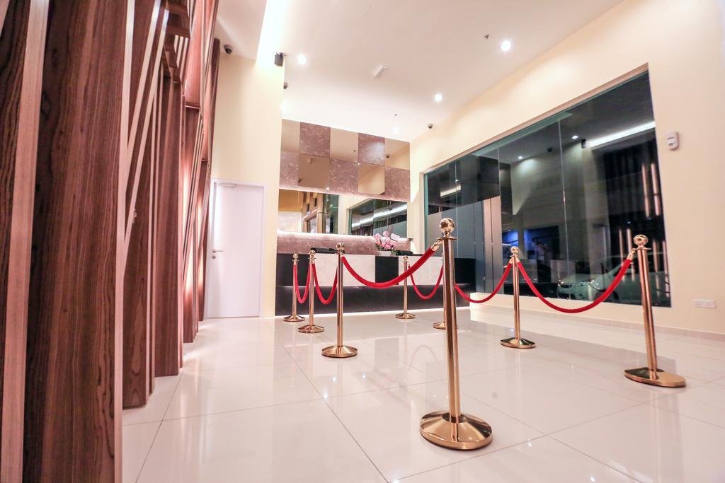 Supreme Hotel Malacca Extérieur photo