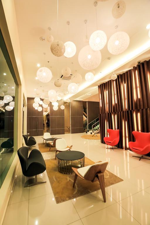 Supreme Hotel Malacca Extérieur photo