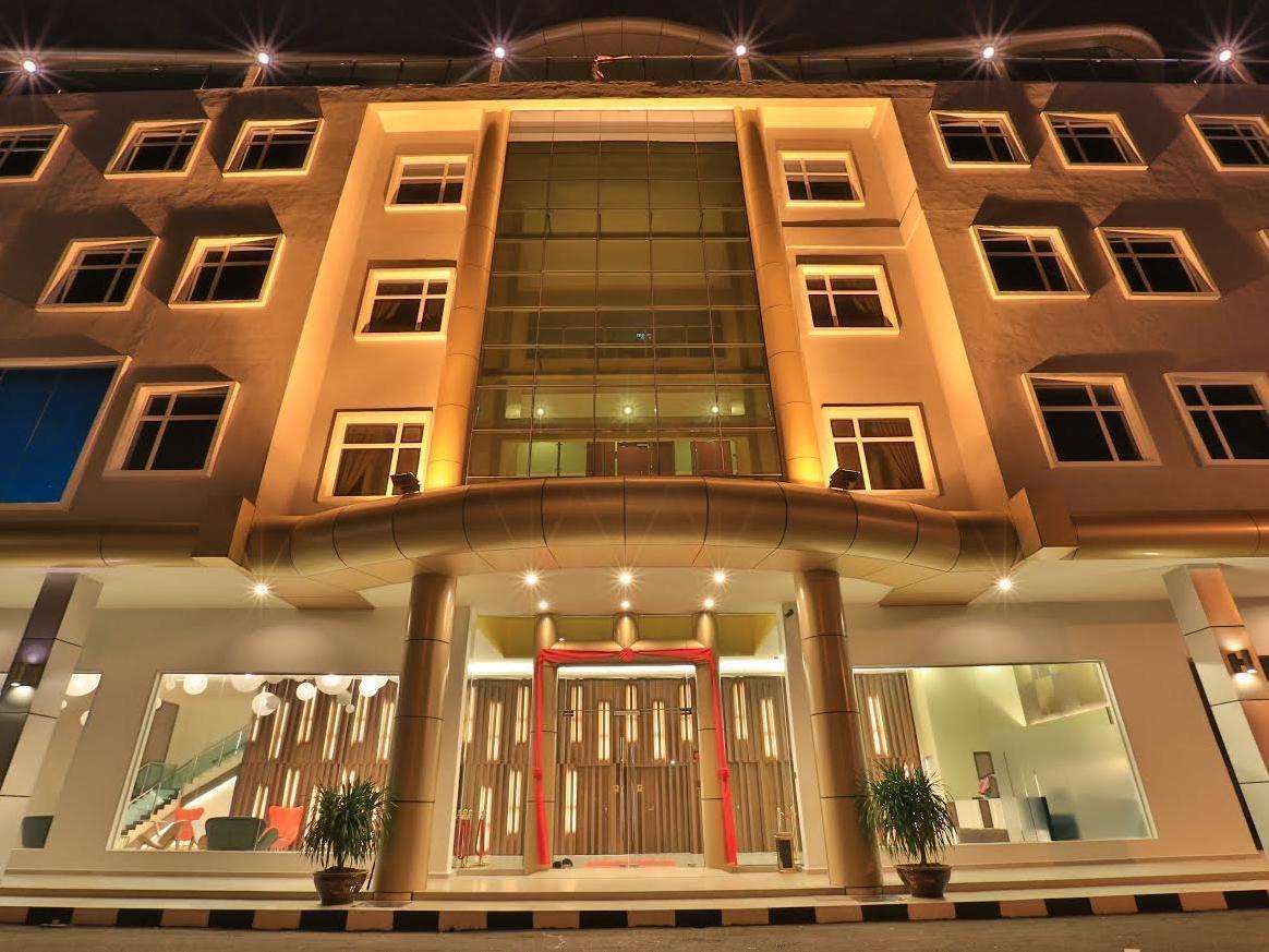 Supreme Hotel Malacca Extérieur photo