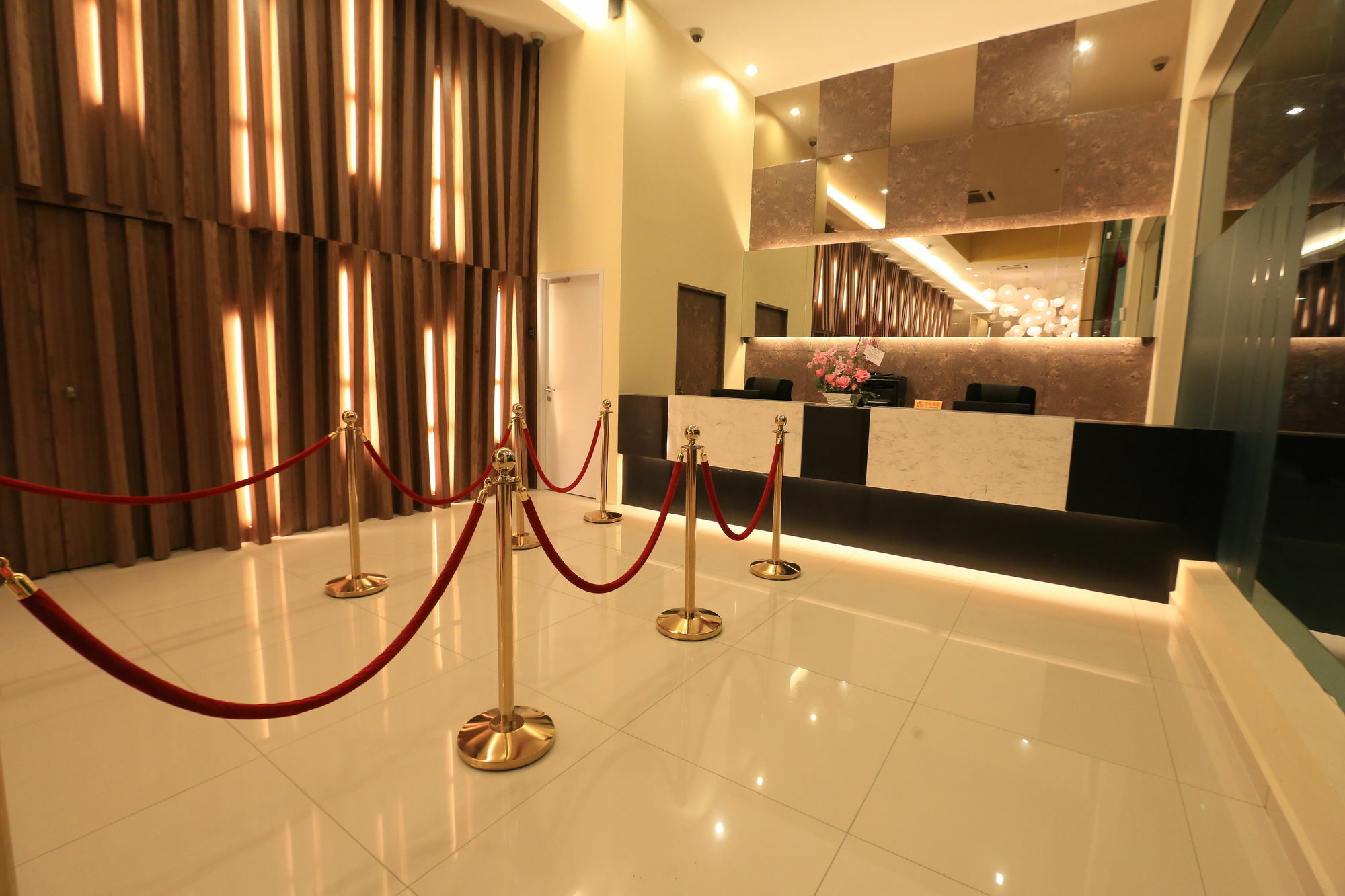 Supreme Hotel Malacca Extérieur photo